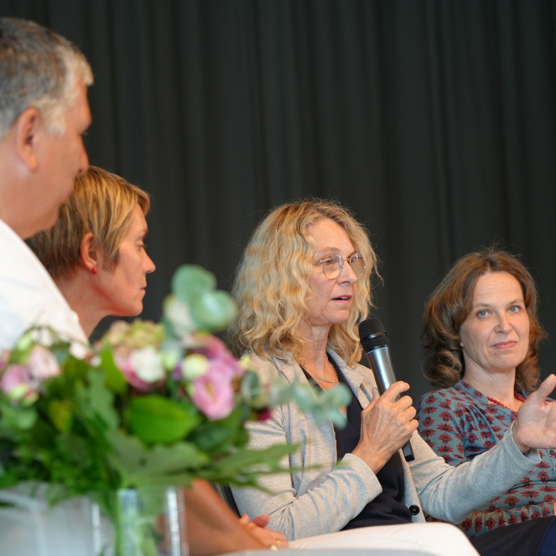 Podiumsdiskussion beim Infotag „Wohnen mit Unterstützung“ in Erftstadt